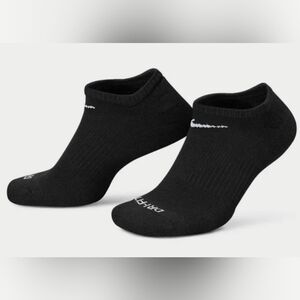 Nike Everyday Black Athletic Socks 6-Pairs